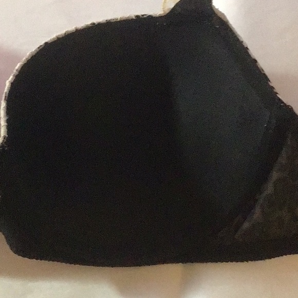 VICTORIAS SECRET VERY SEXY LEOPARD AND LACE BALCONET BRA SIZE 36C - Picture 13 of 13